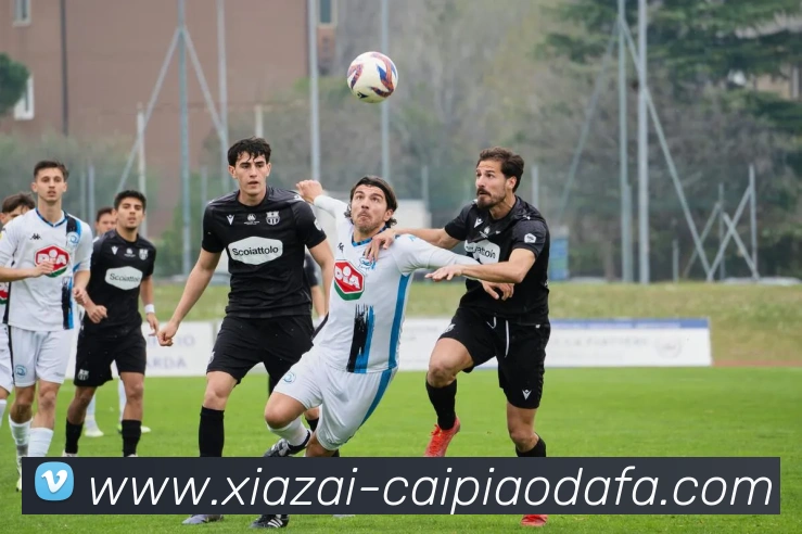 快船迎战鹈鹕比尔复出与哈登小卡琼斯祖巴茨联手出战