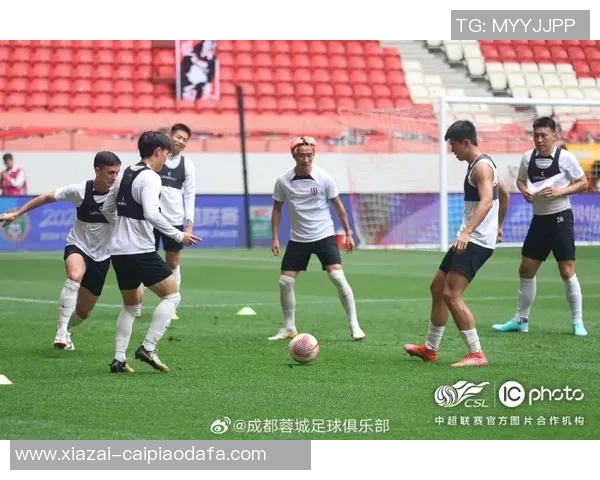 弗罗因德谈失败与成长：足球中的挫折让我们更有机会反思与改进