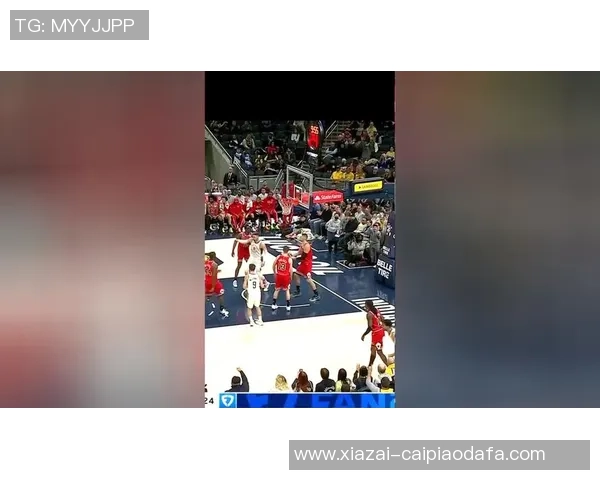 媒体人分析谢泼德与队友共同蹲底角的战术选择与出手权分配问题 媒体人分析谢泼德与队友共同蹲底角的战术选择与出手权分配问题