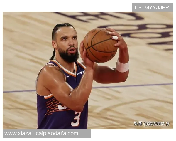 名记详细回顾太阳与篮网冲突裁判回放时长达八分十四秒的全过程 名记详细回顾太阳与篮网冲突裁判回放时长达八分十四秒的全过程